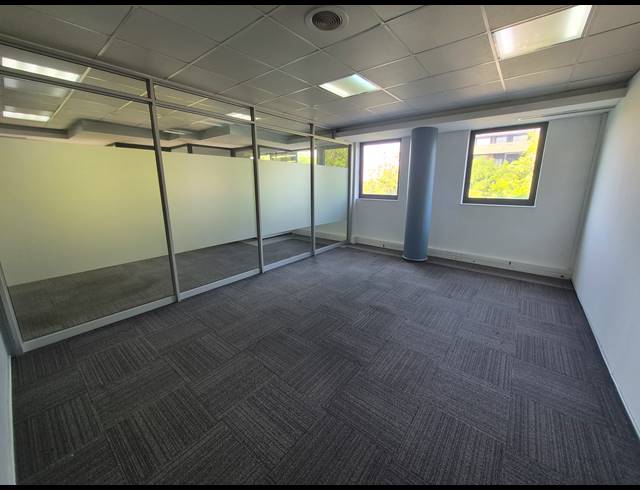 150M² OFFICE TO LET IN RIVONIA